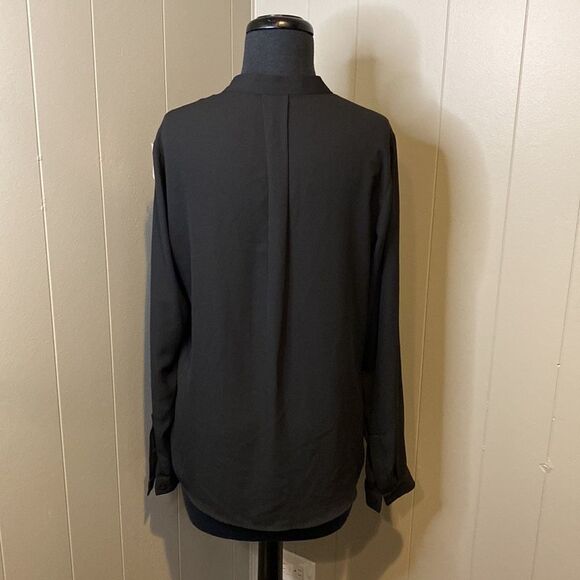 Simply Vera Vera Wang Medium Lace Blouse Pleated Back Hidden Button Up - Picture 8 of 10